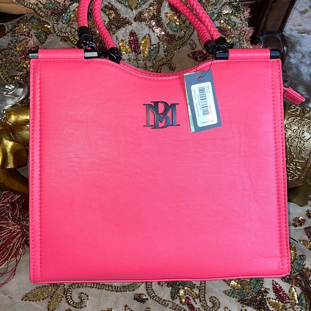 NWT BADGLEY MISCHKA BAG